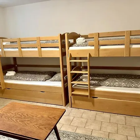 Retro Flat With Indoor Pool, Sauna, Hot Tub Prag